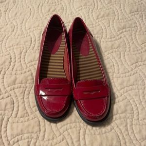Gianni Bini Red Patent Leather Loafers Size 8